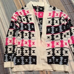 Trendy Geometric Patterned Sweater